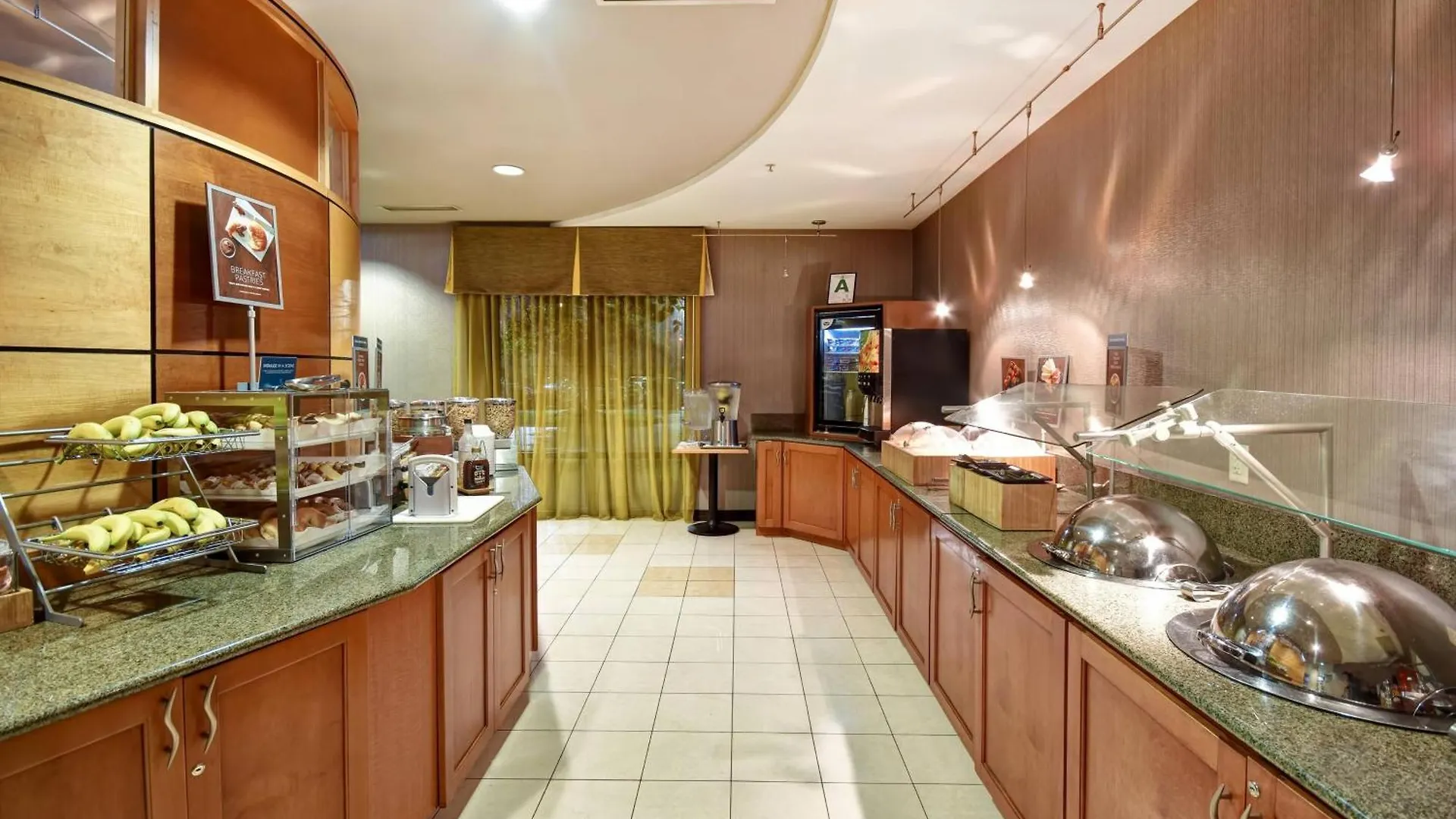 Springhill Suites Louisville Airport Hotel