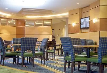 Springhill Suites Louisville Airport 3*,